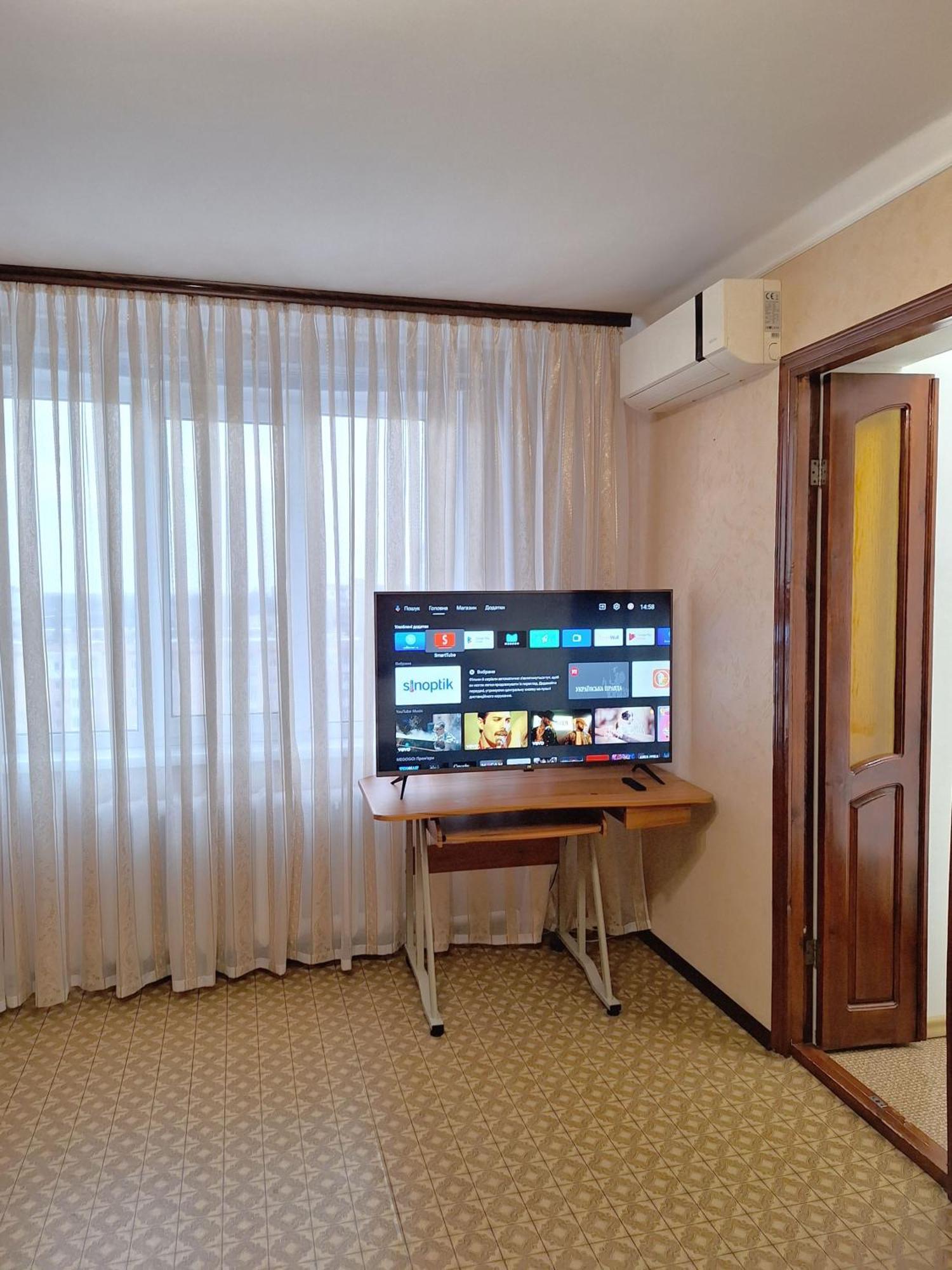 4 Ліжка З Балконом Документи Для Відряджень Мережа Alex Apartments Безконтатне Заселення 24-7 โปลตาวา ภายนอก รูปภาพ